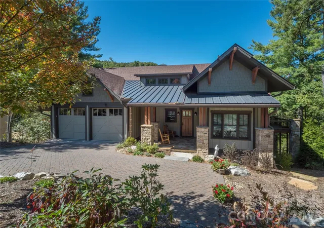 Photo 1 of Single family home for sale at 16 Panther Gap Rd, Black Mountain, NC 28711 | MLS# 4358211 | Listing updated on 2026-08-21