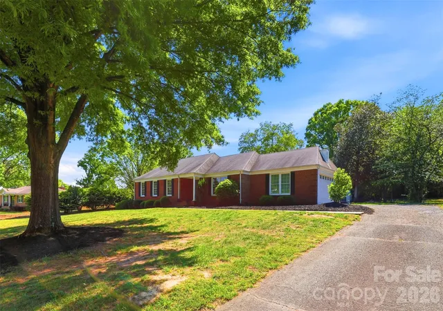 4th image of 1406 Lakeview Dr, Monroe, NC 28112 | MLS# 4358225