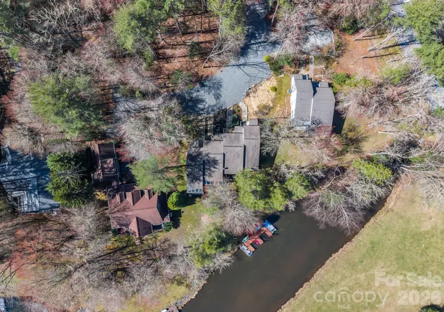 Photo 35 of Townhouse for sale at 45 Lakeside Villas Dr, Brevard, NC 28712 | MLS# 4358376 | Listing updated on 2026-09-03