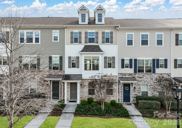 Photo 1 of Townhouse for sale at 1112 Doveridge St, Charlotte, NC 28273 | MLS# 4358560 | Listing updated on 2026-09-13