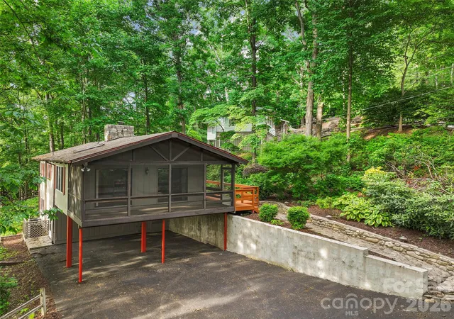 3rd image of 436 Crum Dr, Lake Junaluska, NC 28745 | MLS# 4358617