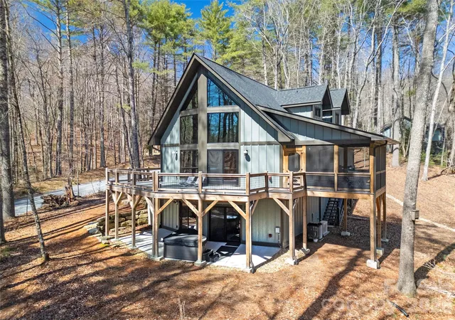 Photo 3 of Single family home for sale at 70 Unvdatlvi Ct, Brevard, NC 28712 | MLS# 4358667 | Listing updated on 2026-09-28