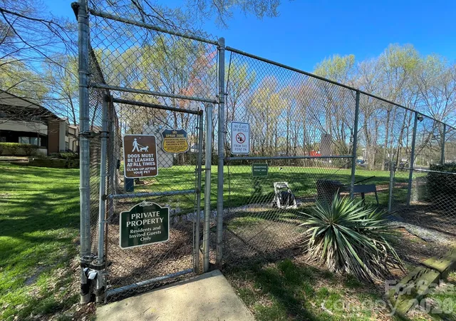 Listing Photo 2 - Condo for sale in building located at 7236 Winery Ln, Charlotte, NC 28227