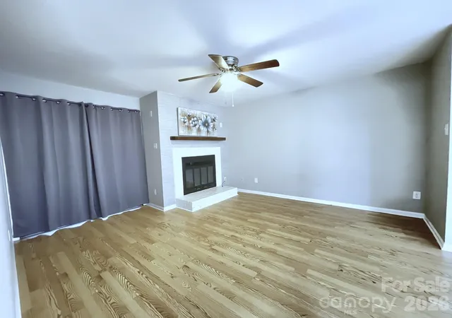 5th image of 7236 Winery Ln, Charlotte, NC 28227