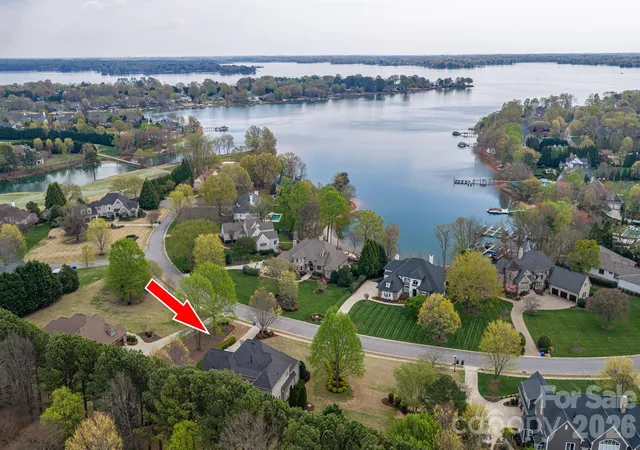 Photo 4 of Single family home for sale at 169 Cape Cod Way, Mooresville, NC 28117 | MLS# 4358747 | Listing updated on 2026-09-21