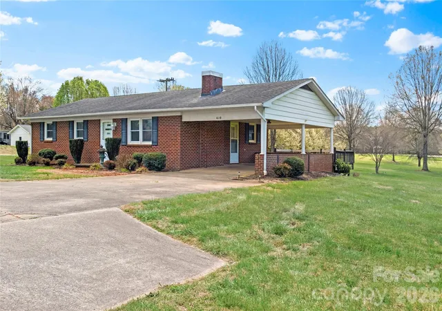 Photo 3 of Single family home for sale at 610 Nc 67 Hwy, Boonville, NC 27011 | MLS# 4358828 | Listing updated on 2026-09-22