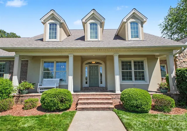 4th image of 1422 Stone Gate Dr, Shelby, NC 28150 | MLS# 4358985