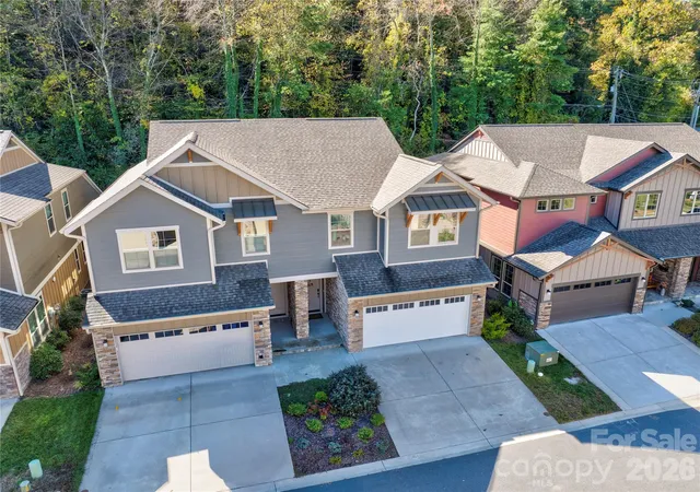 Photo 3 of Townhouse for sale at 509 Sweet Birch Park Ln, Black Mountain, NC 28711 | MLS# 4359166 | Listing updated on 2026-09-21