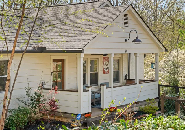 5th image of 24 Dellwood St, Asheville, NC 28806 | MLS# 4359251