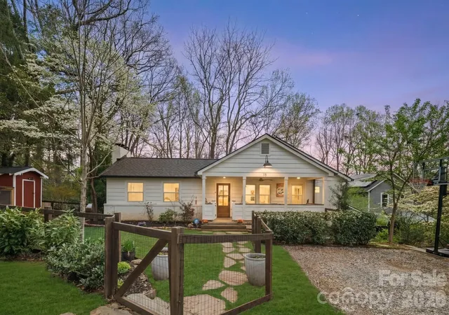 3rd image of 24 Dellwood St, Asheville, NC 28806 | MLS# 4359251