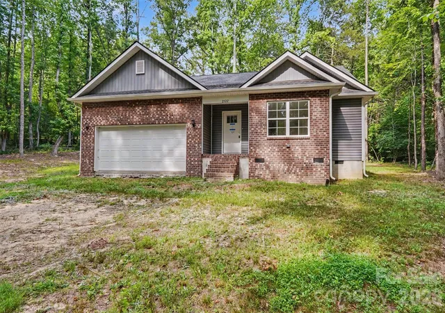 Homes for sale in Lancaster, SC | 2522 Lazy Oak Dr, Lancaster, SC 29720 | MLS# 4359367