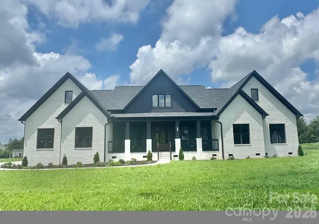 Photo 1 of Single family home for sale at 254 Triple Ponds Ct, Clover, SC 29710 | MLS# 4359431 | Listing updated on 2026-08-31