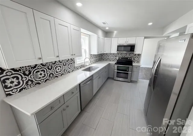 Photo 1 of Single family home for sale at 12015 Landen Dr, Charlotte, NC 28277 | MLS# 4359436 | Listing updated on 2026-10-26