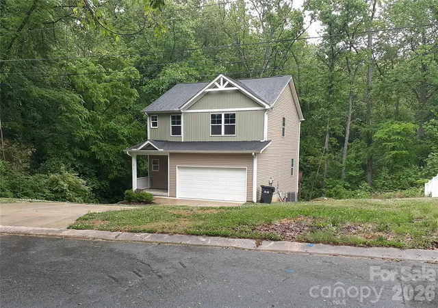 Photo 1 of Single family home for sale at 2019 Arapaho Dr, Charlotte, NC 28214 | MLS# 4359456 | Listing updated on 2026-10-23