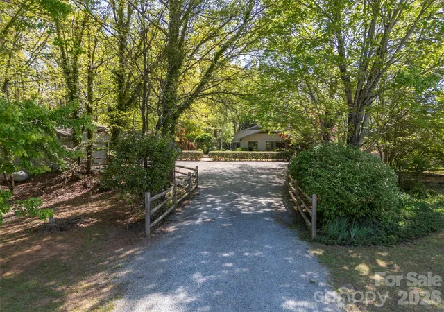 Photo 1 of Single family home for sale at 176 Fox Run Ln, Tryon, NC 28782 | MLS# 4359459 | Listing updated on 2026-09-22
