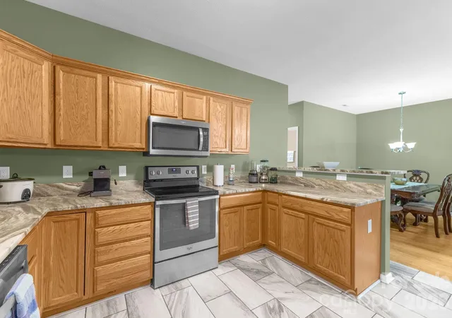3rd image of 709 Villas Ct, Asheville, NC 28806 | MLS# 4359465