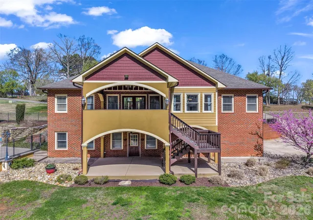 Photo 4 of Single family home for sale at 148 Fairway Dr, Forest City, NC 28043 | MLS# 4359484 | Listing updated on 2026-09-25