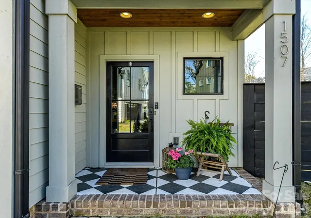 2nd image of 1507 Landis Ave, Charlotte, NC 28205 | MLS# 4359492