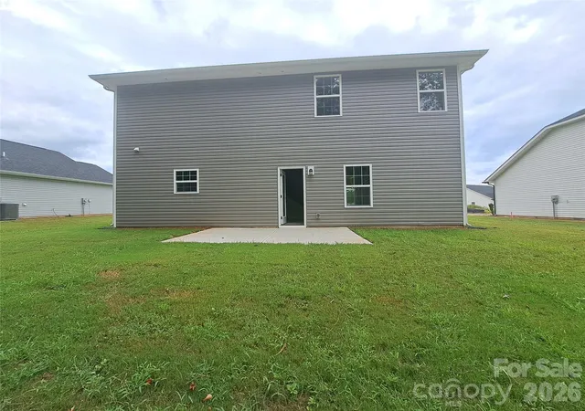 Photo 3 of Single family home for sale at 1095 Kildare Dr #68, Salisbury, NC 28146 | MLS# 4359575 | Listing updated on 2026-10-02