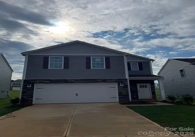 Single family home for sale at 12137 Barred Owl Ct, Charlotte, NC 28215 | MLS# 4359582
