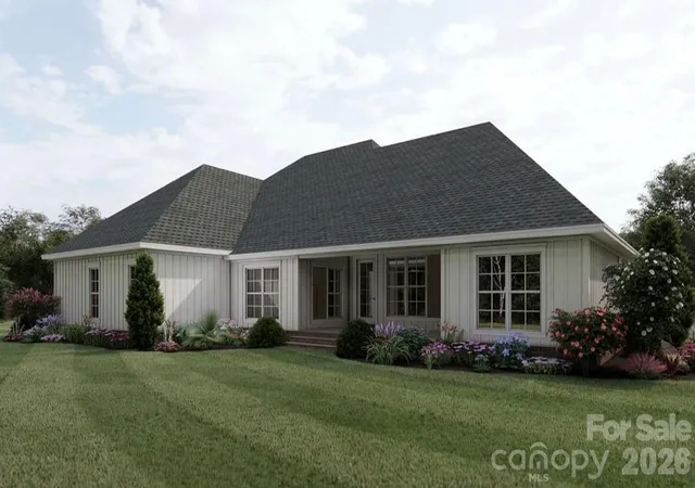 Photo 3 of Single family home for sale at 606 Stonecroft Ct Se, Lenoir, NC 28645 | MLS# 4359585 | Listing updated on 2026-06-15