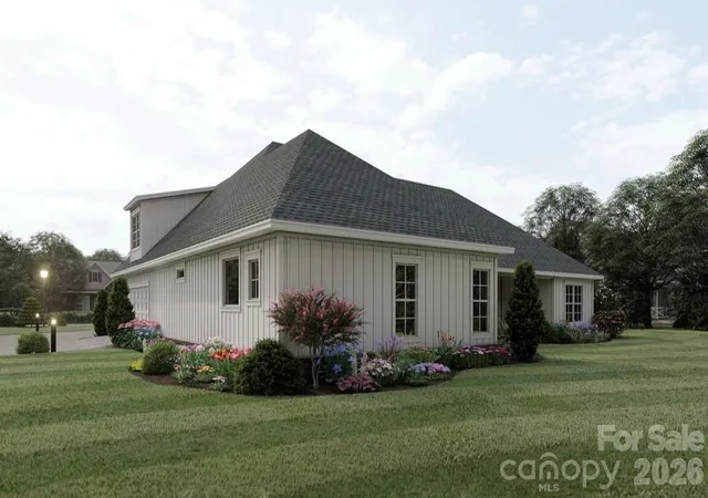 Photo 3 of Single family home for sale at 606 Stonecroft Ct SE, Lenoir, NC 28645 | MLS# 4359585 | Listing updated on 2026-06-15