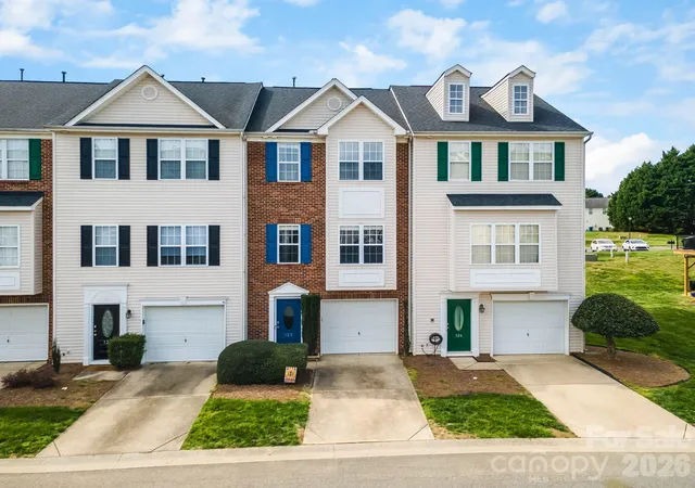 Homes for sale in Mount Holly, NC | 128 Rock Ridge Ln, Mount Holly, NC 28120 | MLS# 4359676