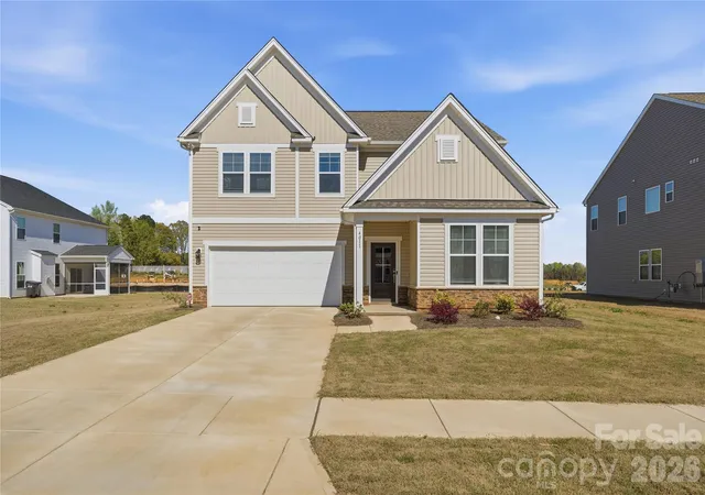 1st image of 4011 Vista Pine Dr, Charlotte, NC 28215 | MLS# 4359775