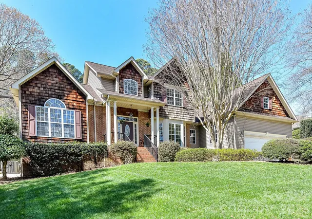 2nd image of 2597 Penngate Dr, Sherrills Ford, NC 28673 | MLS# 4359805