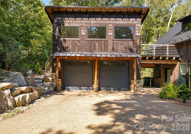 Photo 1 of Single family home for sale at 39 Bent Crk Preserve Rd, Asheville, NC 28806 | MLS# 4359844 | Listing updated on 2026-10-29