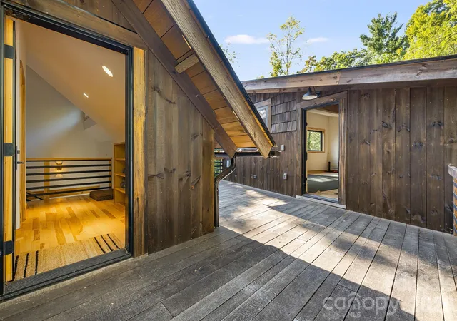 Photo 3 of Single family home for sale at 39 Bent Crk Preserve Rd, Asheville, NC 28806 | MLS# 4359844 | Listing updated on 2026-10-29