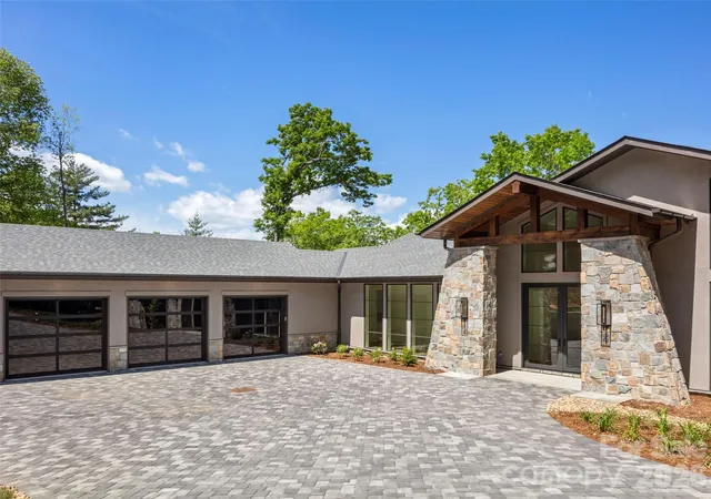 Photo 3 of Single family home for sale at 87 Misty Valley Pkwy, Arden, NC 28704 | MLS# 4359985 | Listing updated on 2026-06-14