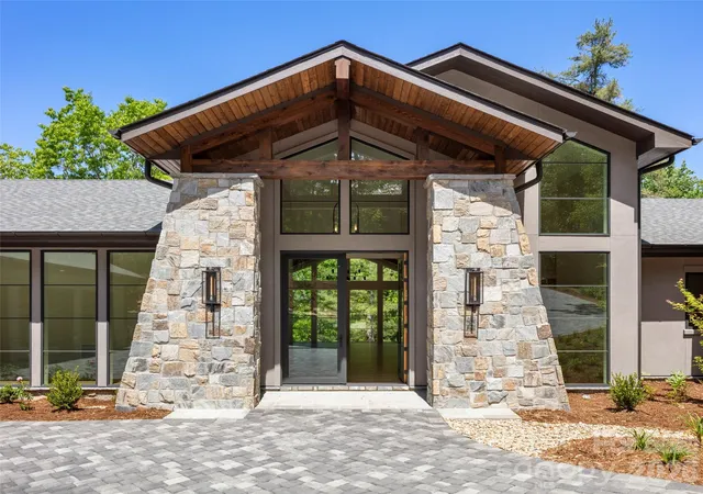 Photo 3 of Single family home for sale at 87 Misty Valley Pkwy, Arden, NC 28704 | MLS# 4359985 | Listing updated on 2026-06-14