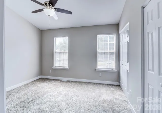 11th image of 6129 Windsor Gate Ln, Charlotte, NC 28215 | MLS# 4360148