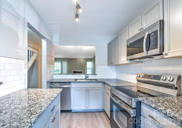 1st image of 6129 Windsor Gate Ln, Charlotte, NC 28215 | MLS# 4360148