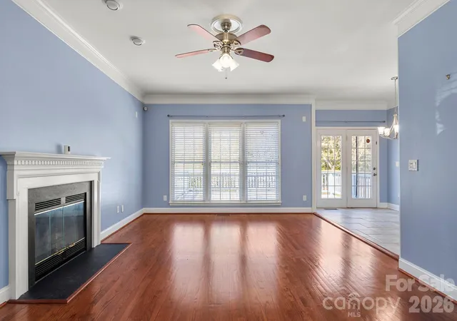 3rd image of 10413 Friarsgate Rd, Huntersville, NC 28078 | MLS# 4360153