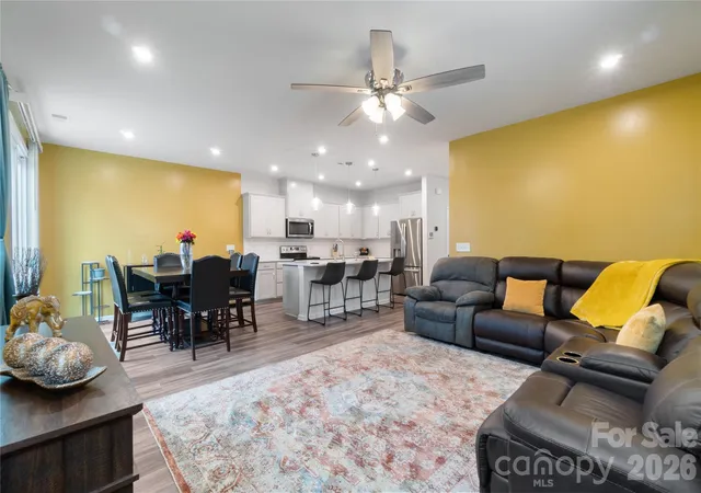 5th image of 8032 Overmeadow Ln, Charlotte, NC 28269 | MLS# 4360268