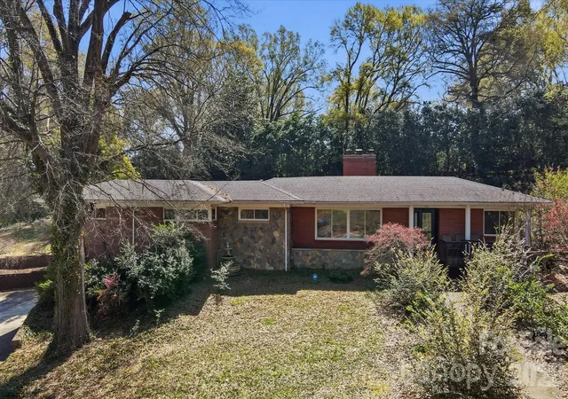 1st image of 160 Glendale Ave Se, Concord, NC 28025 | MLS# 4360296