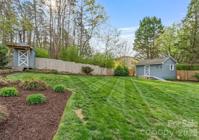 Homes for sale in Gastonia, NC | 212 Woody Ct, Gastonia, NC 28056 | MLS# 4360410