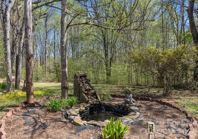 Photo 3 of Single family home for sale at 700 Patterson Farm Rd, Mooresville, NC 28115 | MLS# 4360505 | Listing updated on 2026-09-02
