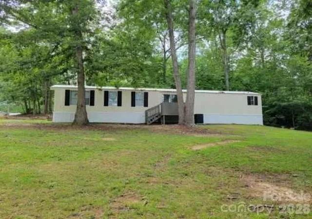 4th image of 4467 Patti Clymer Dr, Morganton, NC 28655