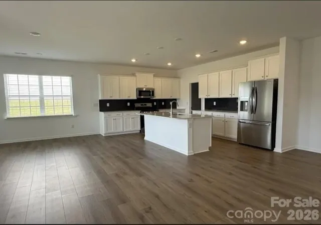 Photo 3 of Single family home for sale at 7116 Juneberry Way, Maiden, NC 28650 | MLS# 4360558 | Listing updated on 2026-09-07