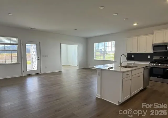 Photo 4 of Single family home for sale at 7116 Juneberry Way, Maiden, NC 28650 | MLS# 4360558 | Listing updated on 2026-09-07