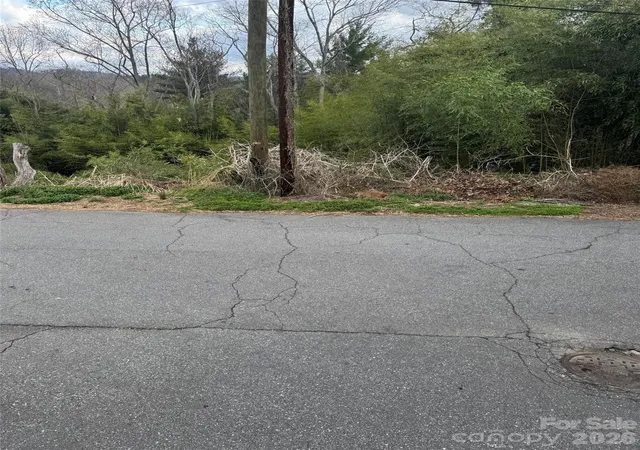 1st image of 38 Belleair Rd, Asheville, NC 28806 | MLS# 4360576