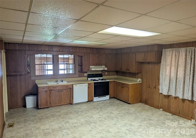 4th image of 303 2Nd St, Stanley, NC 28164 | MLS# 4360602