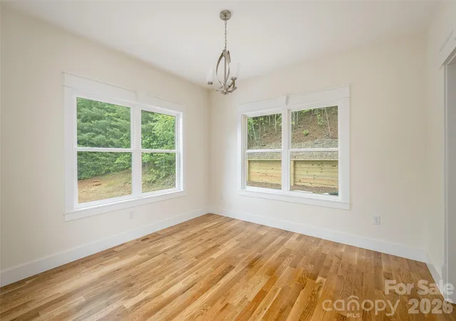 Photo 4 of Single family home for sale at 366 Mistletoe Trl, Hendersonville, NC 28791 | MLS# 4360606 | Listing updated on 2026-08-10