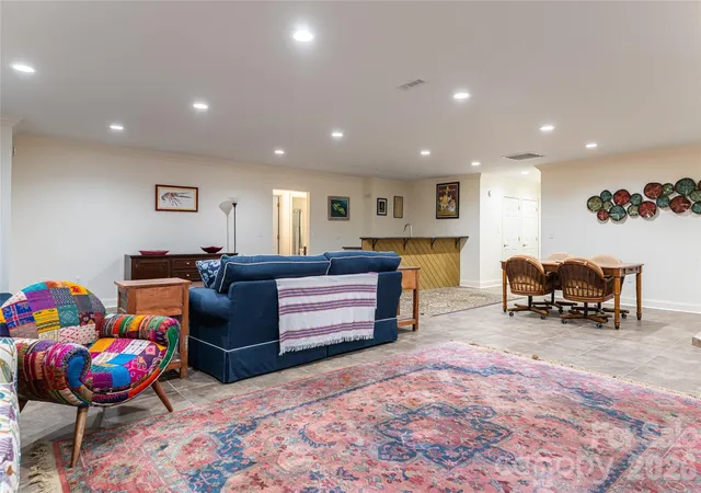 4th image of 106 Oak Hollow Ct, Asheville, NC 28805 | MLS# 4360628
