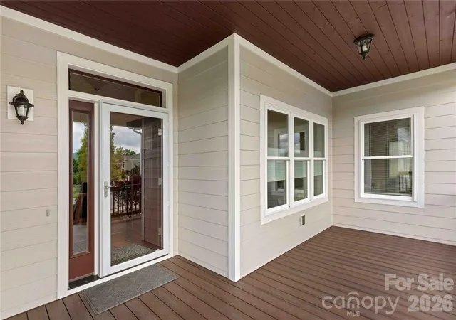4th image of 806 Blacksmith Run Dr, Hendersonville, NC 28792 | MLS# 4360662