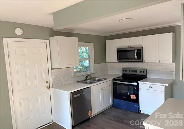 Photo 3 of Single family home for sale at 107 Berry St, Chester, SC 29706 | MLS# 4360738 | Listing updated on 2026-09-21