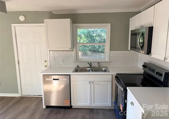 Photo 4 of Single family home for sale at 107 Berry St, Chester, SC 29706 | MLS# 4360738 | Listing updated on 2026-09-21